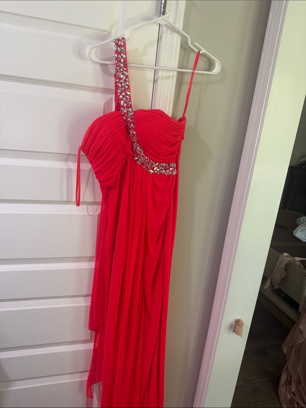 Betsy & Adam Coral One-Shoulder Evening Dress with Knot Detail